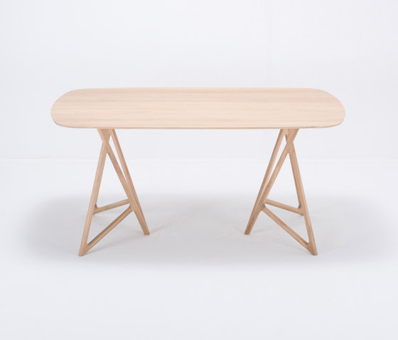 Koza table | 160x90 | oak | Tables de repas | Gazzda