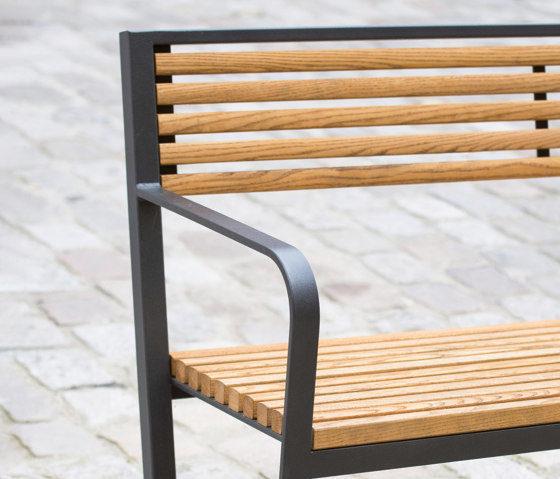 Prague 30 Wood Outdoor Bench | Benches | AREA