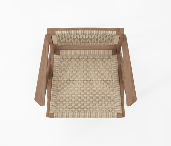 Tribute EASY CHAIR with WOVEN DANISH PAPER CORD | Poltrone | Karpenter