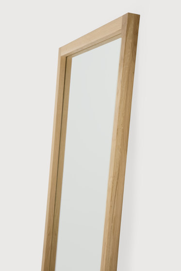 Wall decor | Oak Light Frame floor mirror | Spiegel | Ethnicraft