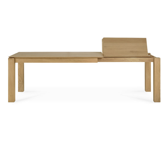 Slice | Oak extendable dining table - legs 10 x 10 cm | Tables de repas | Ethnicraft