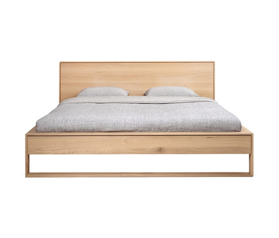 Nordic | Oak II bed - without slats - mattress size 160x200 | Letti | Ethnicraft