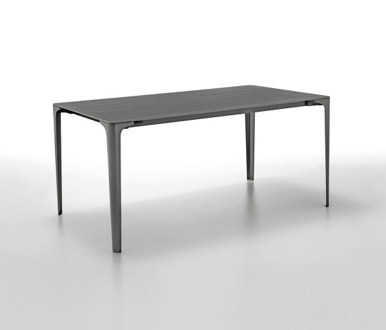 Mat Table | Esstische | Infiniti
