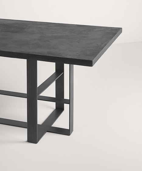 Atelier | table | Dining tables | Frag