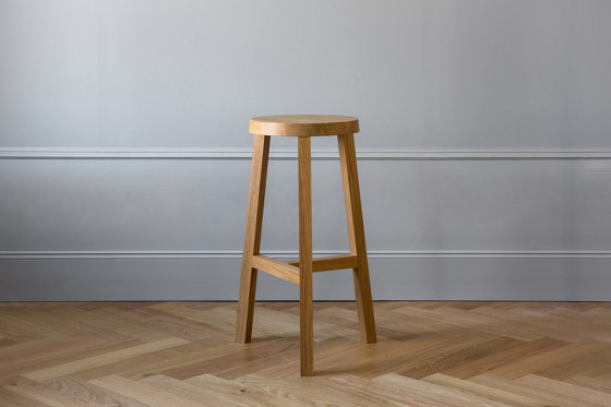 Lonna bar stool | Oak | Taburetes de bar | Made by Choice