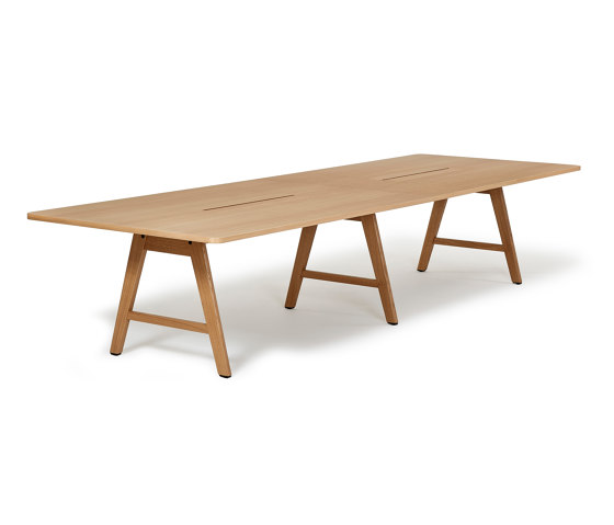 A-series conference table | Contract tables | SA Möbler