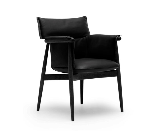 E005 | Embrace Armchair | Sillas | Carl Hansen & Søn