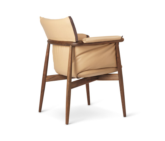 E005 | Embrace Armchair | Chairs | Carl Hansen & Søn