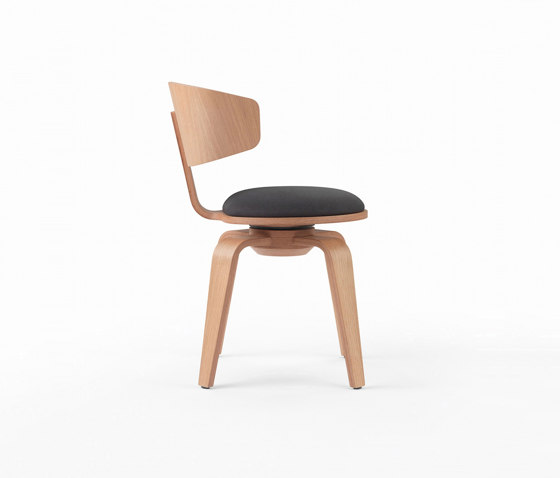 Pivot Chair | Chaises | Marelli