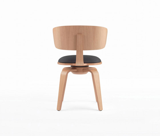 Pivot Chair | Chaises | Marelli