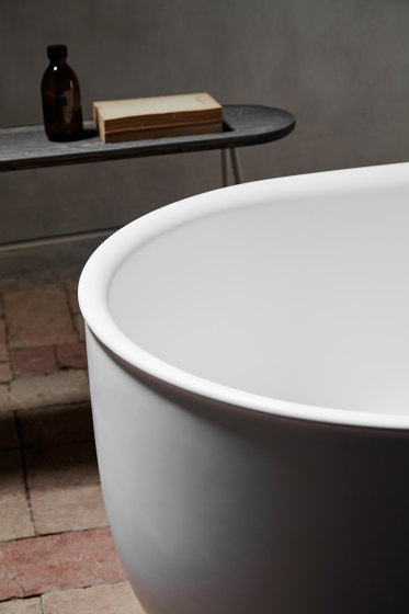 Prime Solidsurface Bathtub | Bathtubs | Inbani