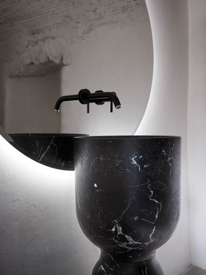 Origin Marble freestanding washbasin | Wash basins | Inbani