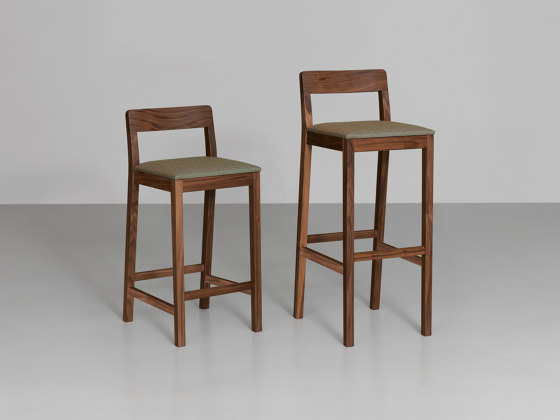Sit Bar Close Upholstery | Bar stools | Zeitraum