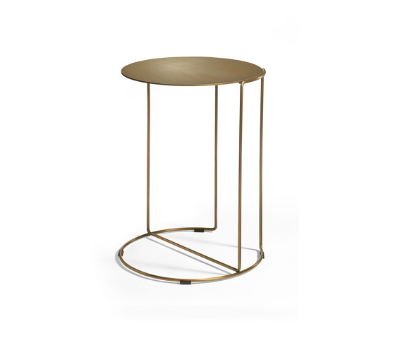 Oki Side Table | Tavolini alti | Walter K.