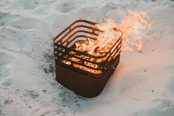 CUBE Fire Basket Corten Steel | Cestas de fuego | höfats