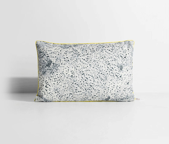Dots | Rectangular cushion | Kissen | Petite Friture