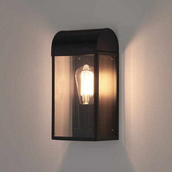 Newbury | Matt Black | Lámparas exteriores de pared | Astro Lighting