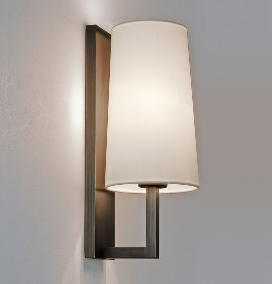 Riva 350 | Bronze | Lampade parete | Astro Lighting