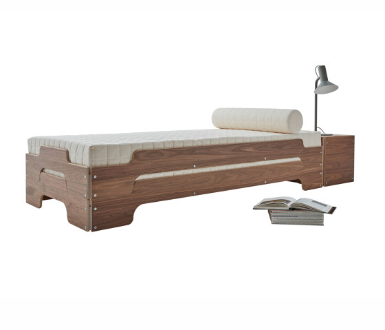 Stacking bed classic walnut | Lits | Müller small living