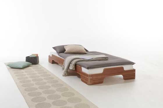 Stacking bed classic walnut | Beds | Müller small living