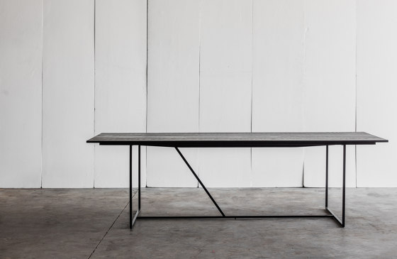 Mesa Nero Table | Mesas comedor | Heerenhuis