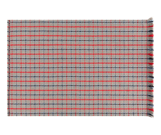 Garden Layers Rug Tartan blue | Tappeti / Tappeti design | GAN