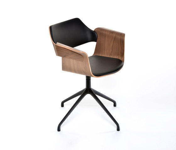 Flagship Swivel armchair | Chaises | PlyDesign