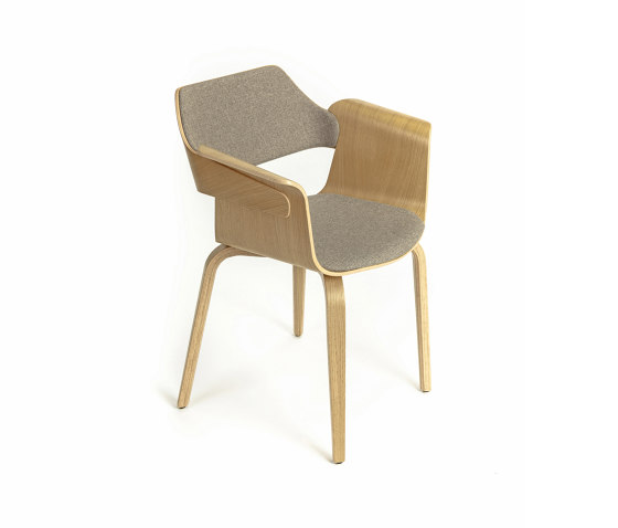 Flagship Armchair | Chaises | PlyDesign