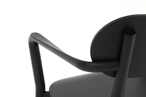 Castor Armchair Plus | Chairs | Karimoku New Standard