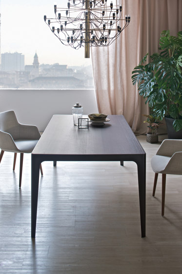 Grand More | Executive Desk | Dining tables | Estel Group