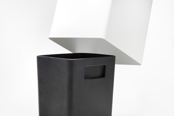 Basilea | BAS 01 | Abfallbehälter / Papierkörbe | Made Design