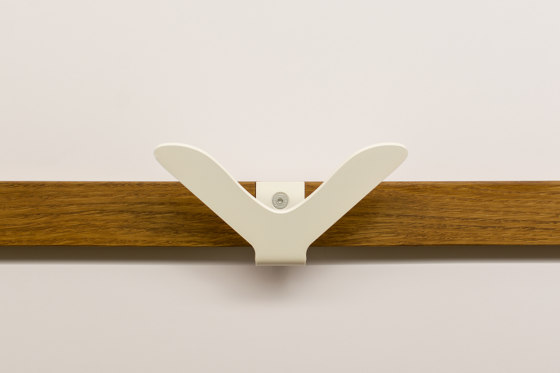 Garderoben | Doppelhaken Leistenmontage by ondo | Hook rails