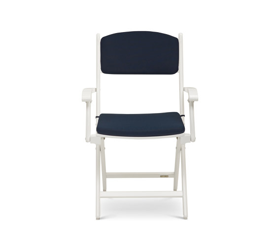Selandia Armchair | Chairs | Skagerak