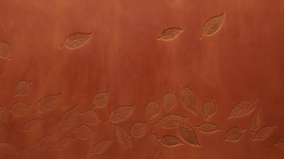 Sling Hanging Chair - Debossed Leather Leaves | Balancelles | Studio Stirling