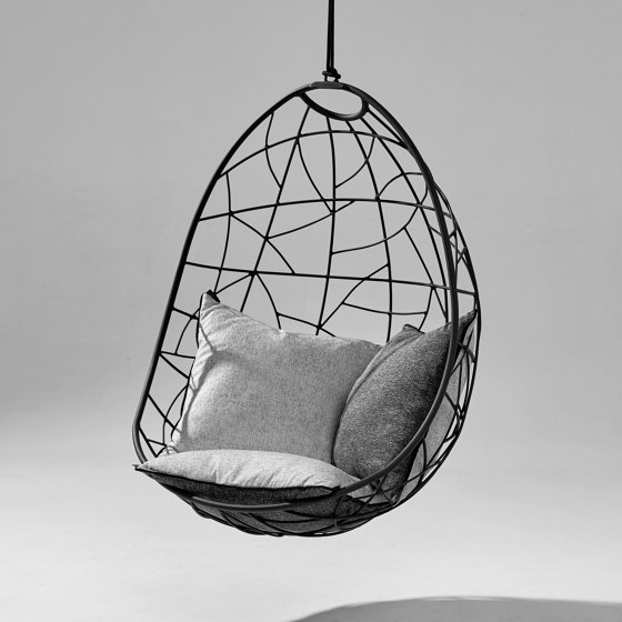 Square Two Tone Cushion | Cuscini sedute | Studio Stirling
