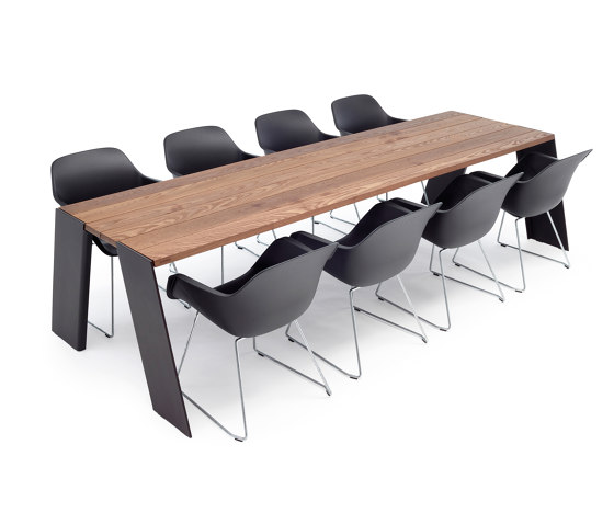 Hopper table | Dining tables | extremis