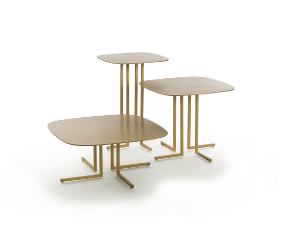 Elle Small Table | Mesas de centro | Marelli