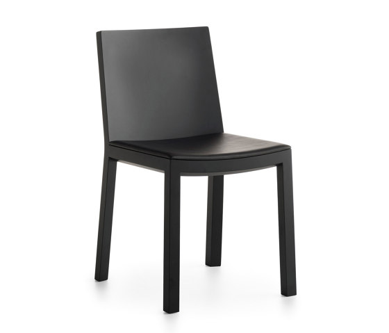 Bianca R | Chairs | Crassevig