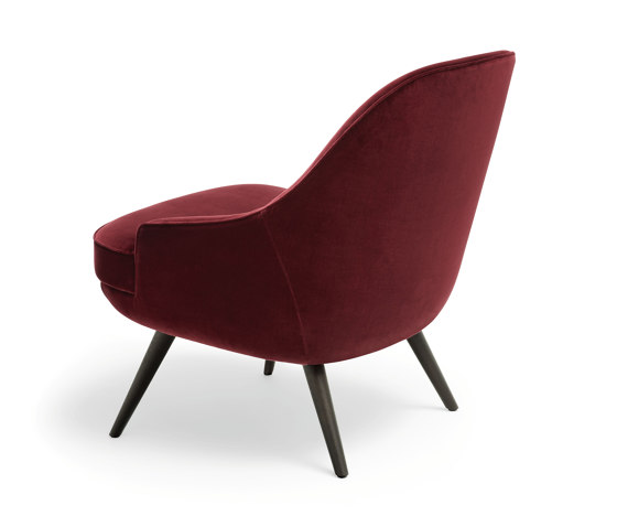 375 Armchair | Poltrone | Walter K.