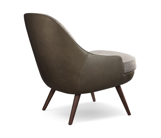 375 Armchair | Poltrone | Walter K.