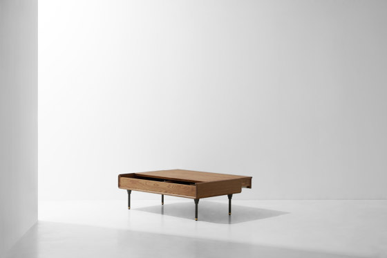Distrikt Coffee Table | Tables basses | District Eight