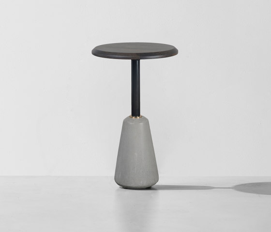 Exeter Side Table High | Tables d'appoint | District Eight