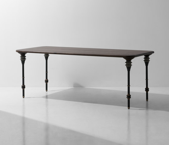 Kimbell Dining Table | Tables de repas | District Eight