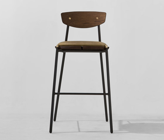 Kink Bar Stool Leather Cushion | Bar stools | District Eight