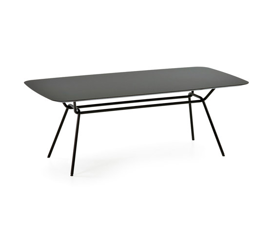 Strain table | Dining tables | Prostoria