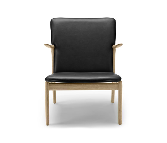 OW124 | Beak Chair | Armchairs | Carl Hansen & Søn