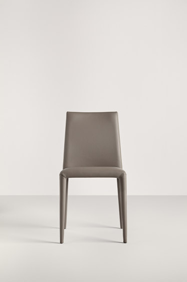 Linda | Chairs | Frag