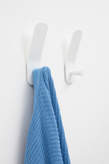 Bend wall hooks | Crochets | Cascando