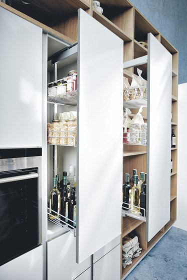 NX 902 Glass matt polar white by next125 | Fitted kitchens