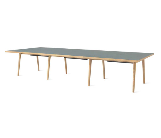 Forum Unlimited Table | Mesas contract | ICONS OF DENMARK